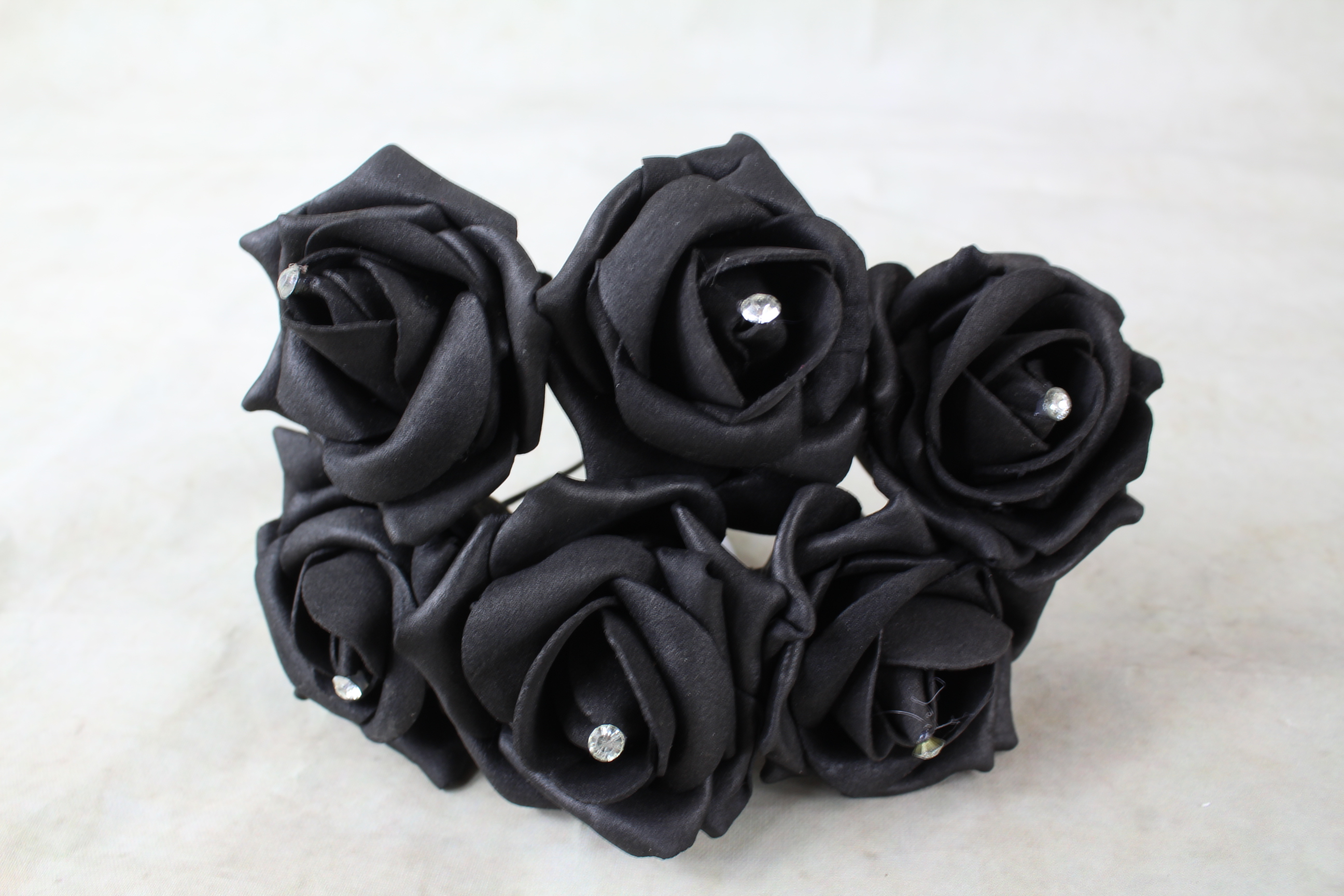 12 x 5.5cm Roses with Diamante centre