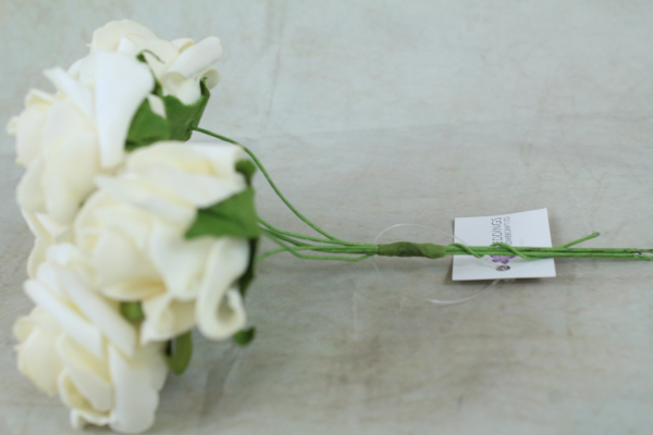 side view of the ivory foam rose bunch