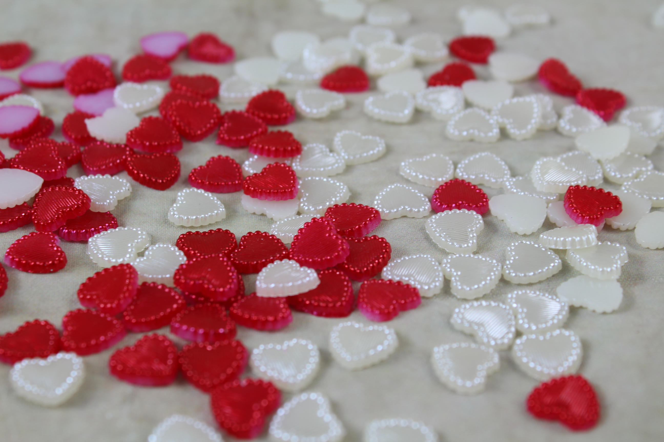 10mm Fabricated Scatter Hearts - BUY 3 PACKETS FOR THE PRICE OF 2!