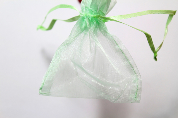 Our mint coloured Organza Bag - wedding favours. 