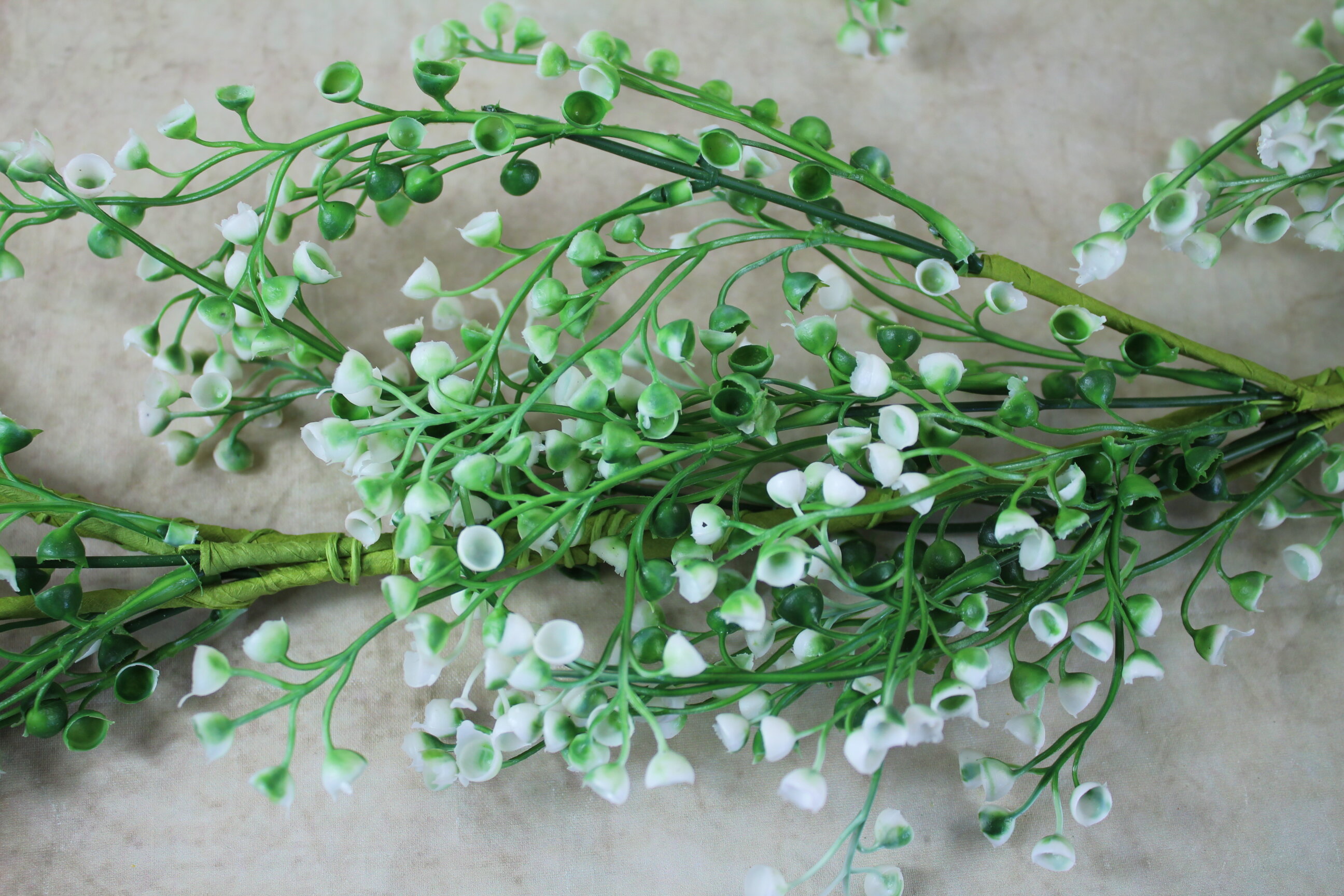 1 x 150cm lily of the valley garland