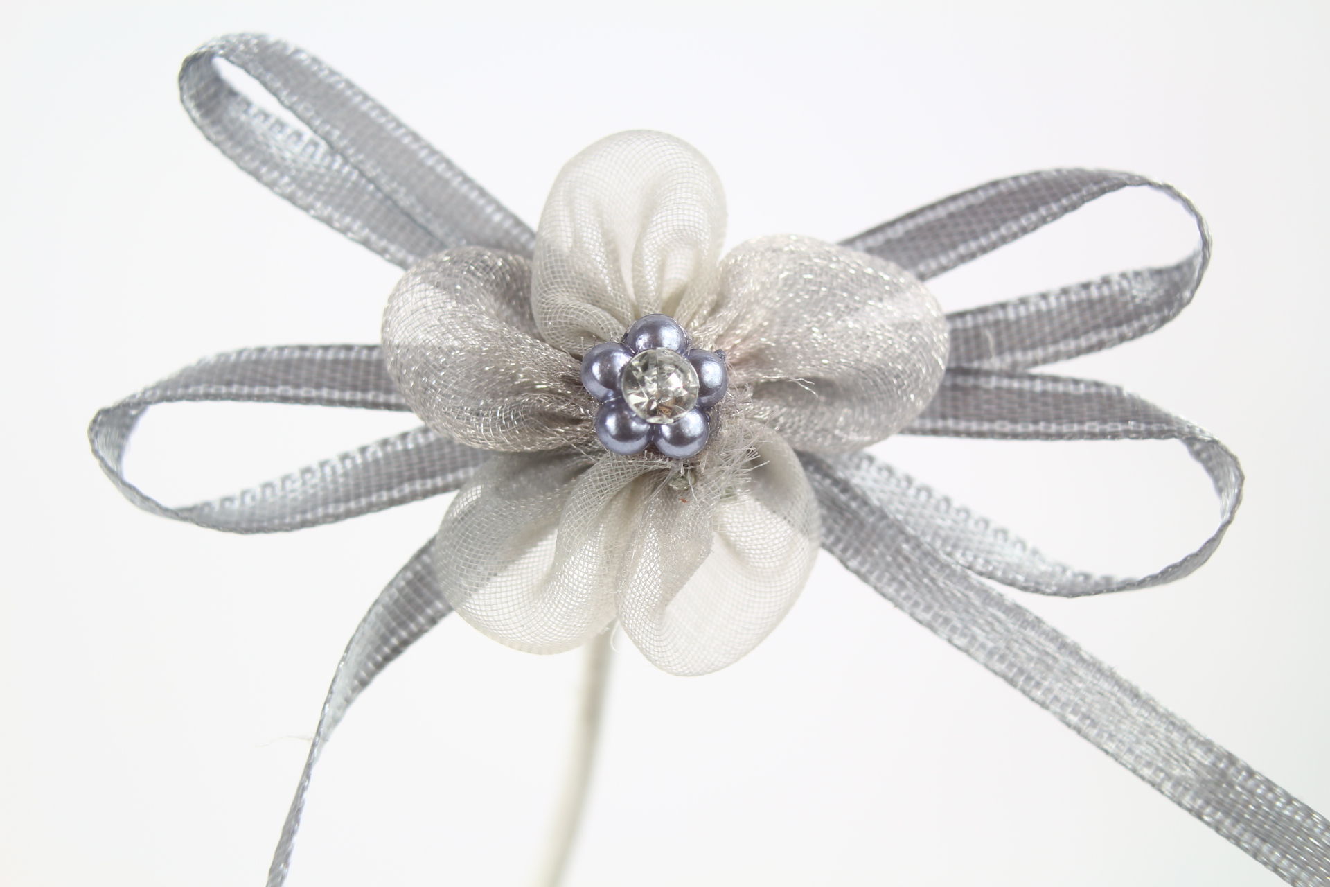 4cm adhesive chiffon flower bow.